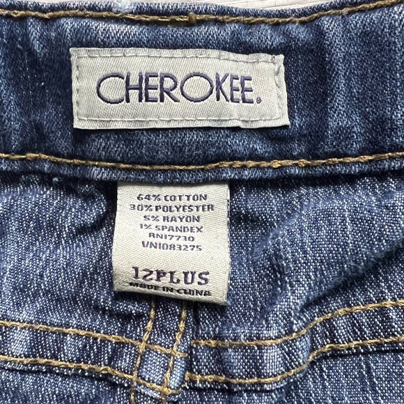 🌞 Cherokee medium wash straight leg jeans - Picture 5 of 11